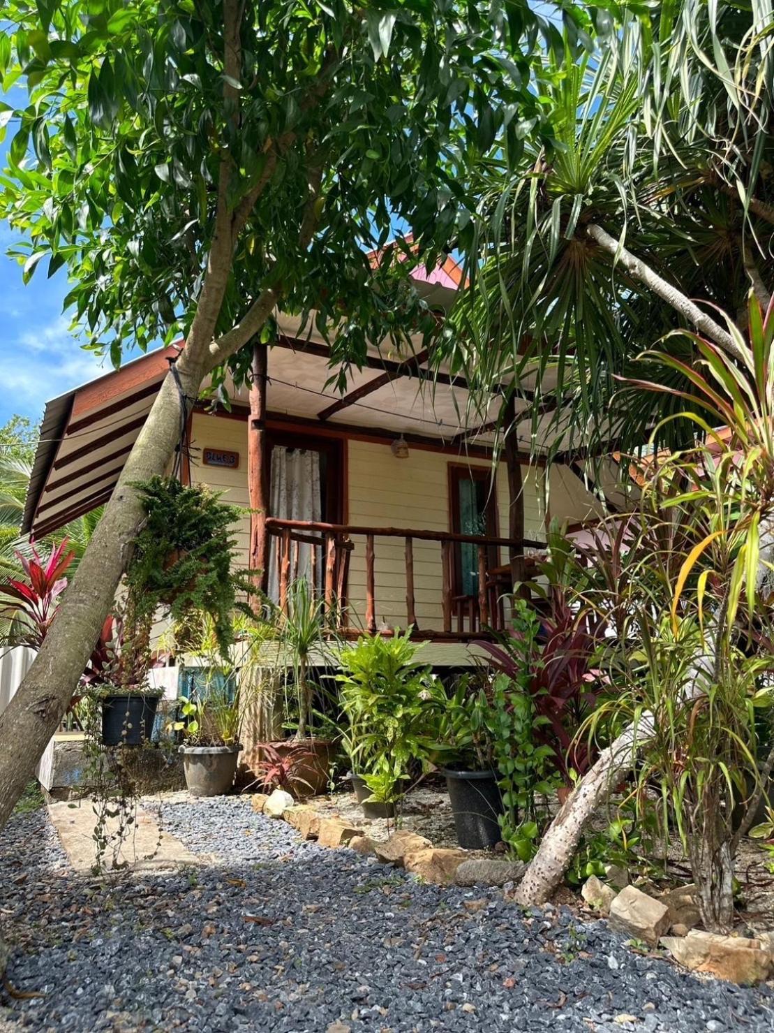 Blue Sky Bungalow Koh Jum Exterior photo
